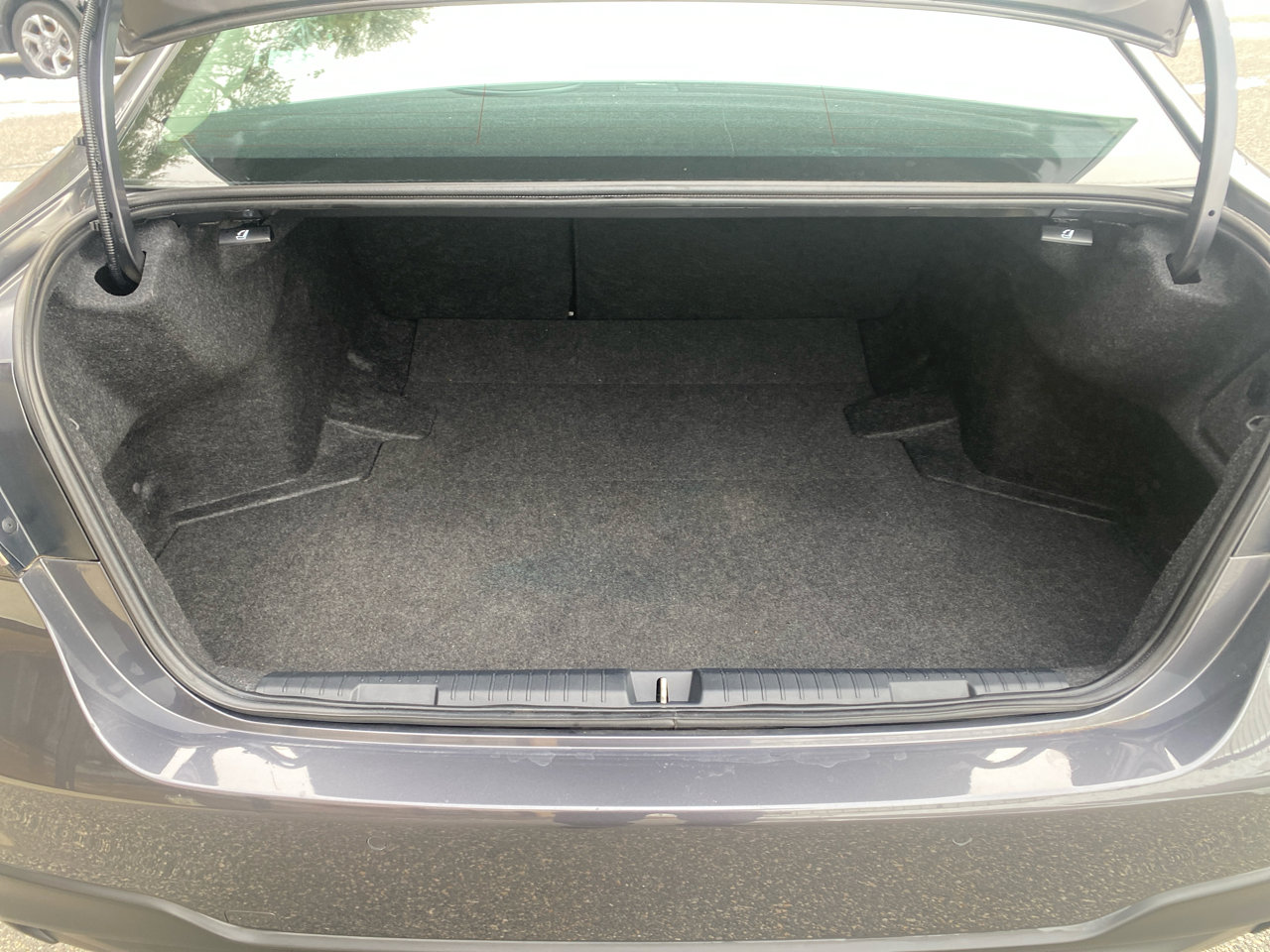 Used 2022 Subaru Legacy Limited image 27