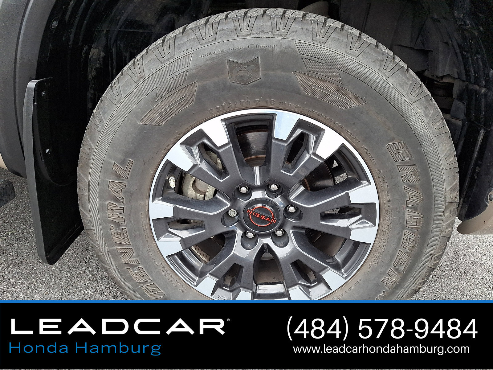 Used 2023 Nissan Titan PRO-4X w/ Pro-4x Convenience Package AWD/4WD image 9