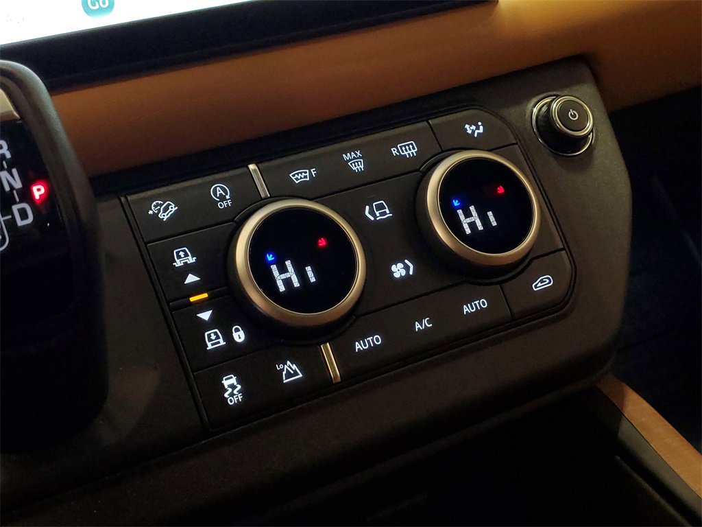 Used 2024 Land Rover Defender 130 X image 23