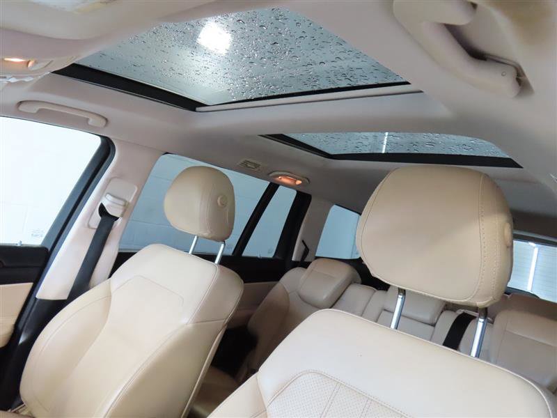 Used 2018 Mercedes-Benz GLS 450 4MATIC w/ Premium Package image 19