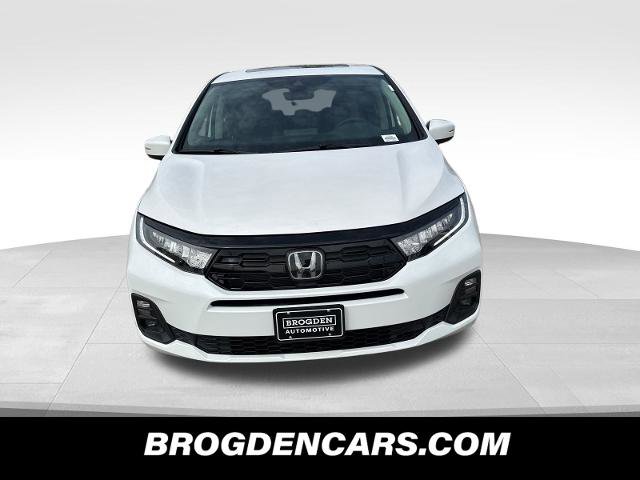New 2026 Honda Odyssey Touring image 8
