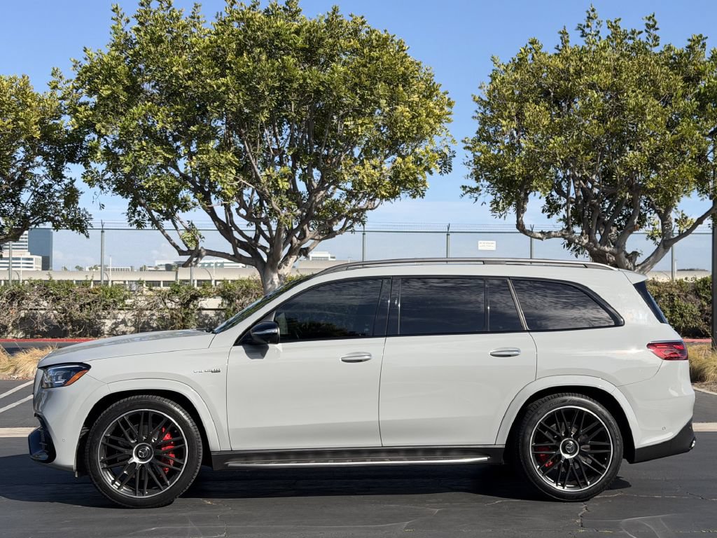 Used 2024 Mercedes-Benz GLS 63 AMG 4MATIC image 8