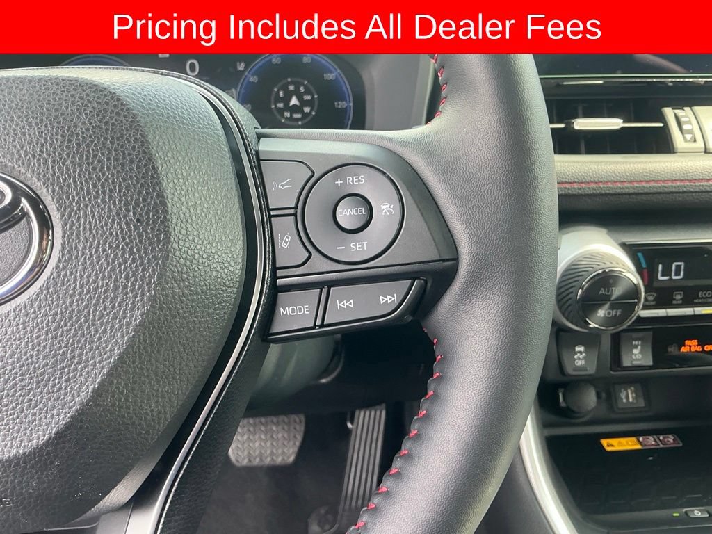 Used 2025 Toyota RAV4 XSE w/ Weather Package AWD/4WD image 15