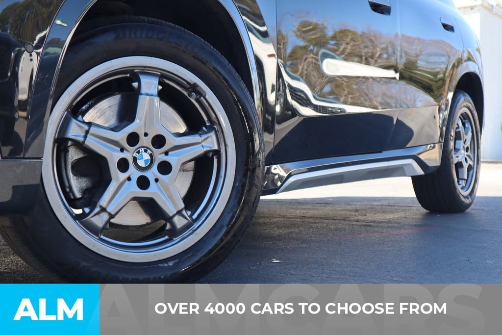 Used 2025 BMW X1 xDrive28i image 3