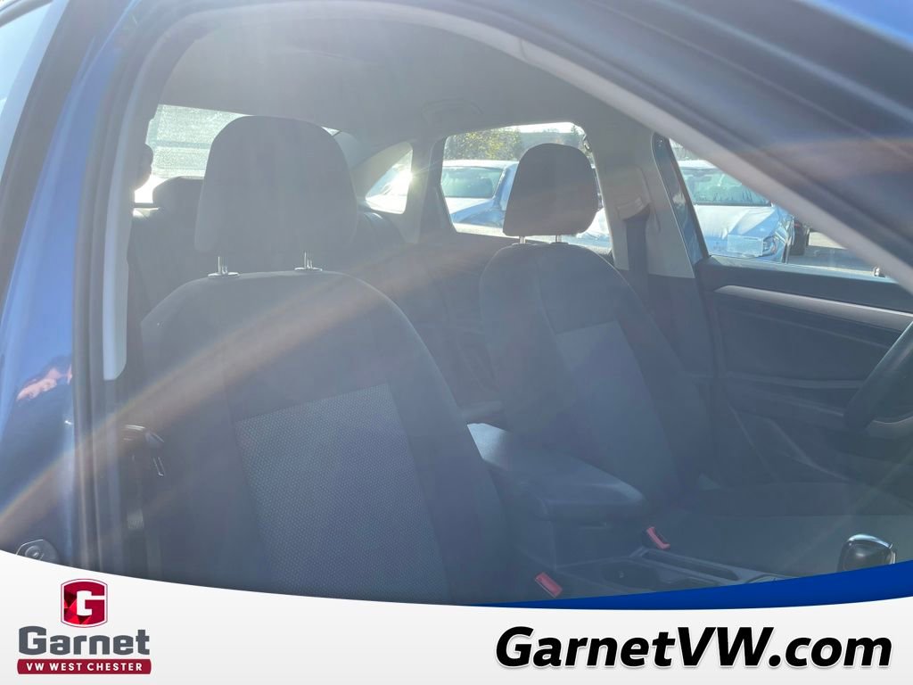 Used 2020 Volkswagen Jetta S w/ Driver Assistance Package image 36