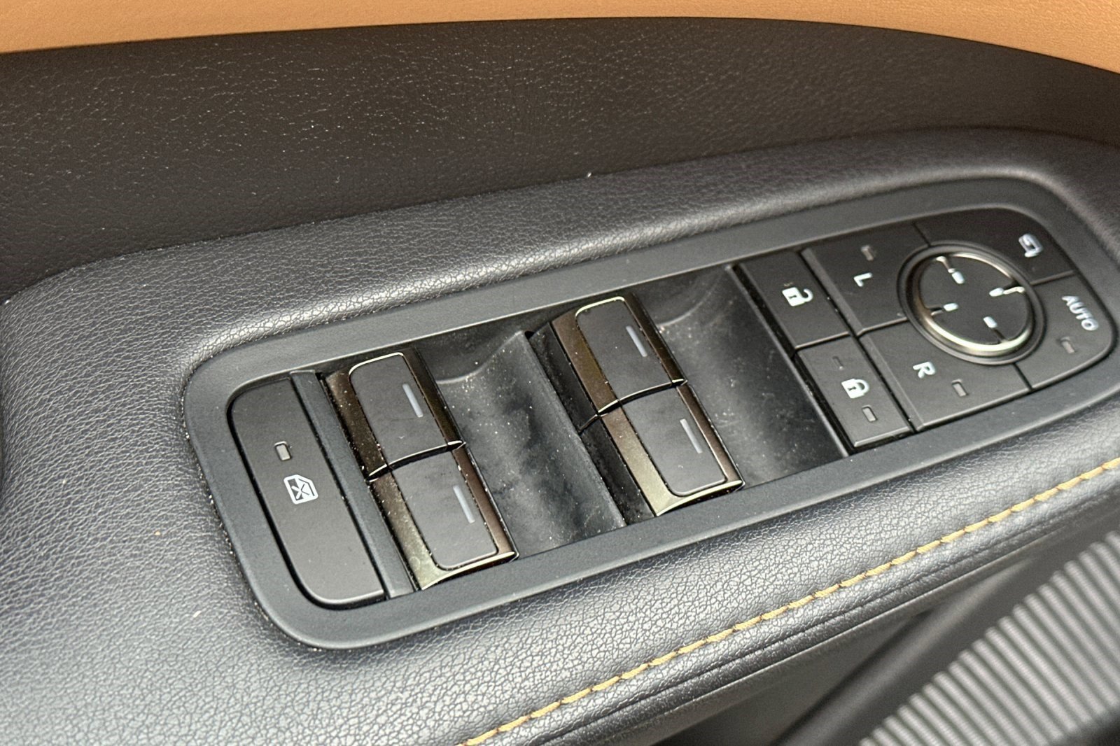 Used 2025 Lexus RX 350 image 13