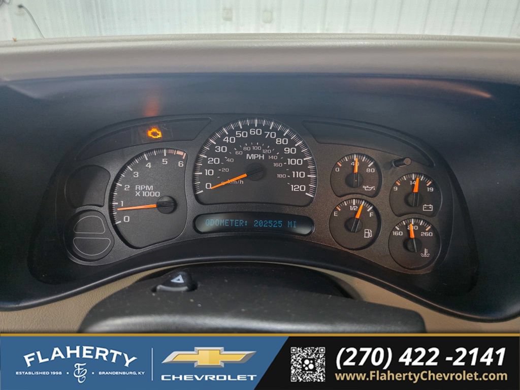 Used 2005 GMC Sierra 1500 W/T RWD image 19