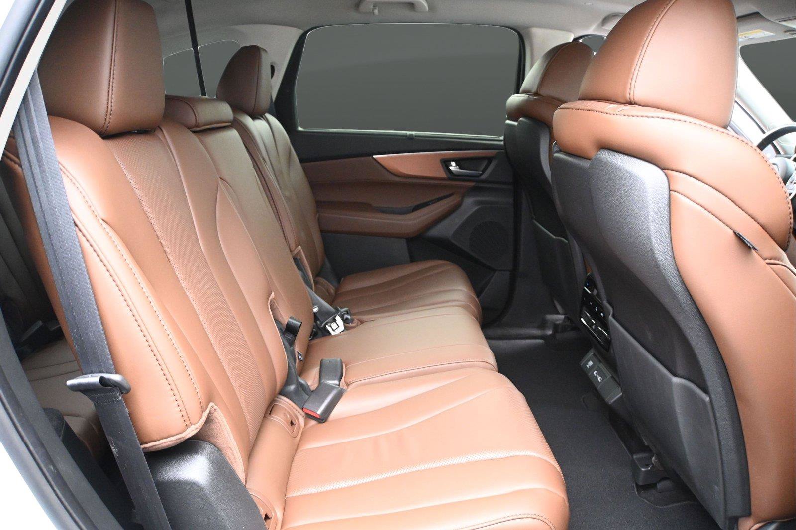 Certified 2024 Acura MDX w/ Technology Package AWD/4WD image 18