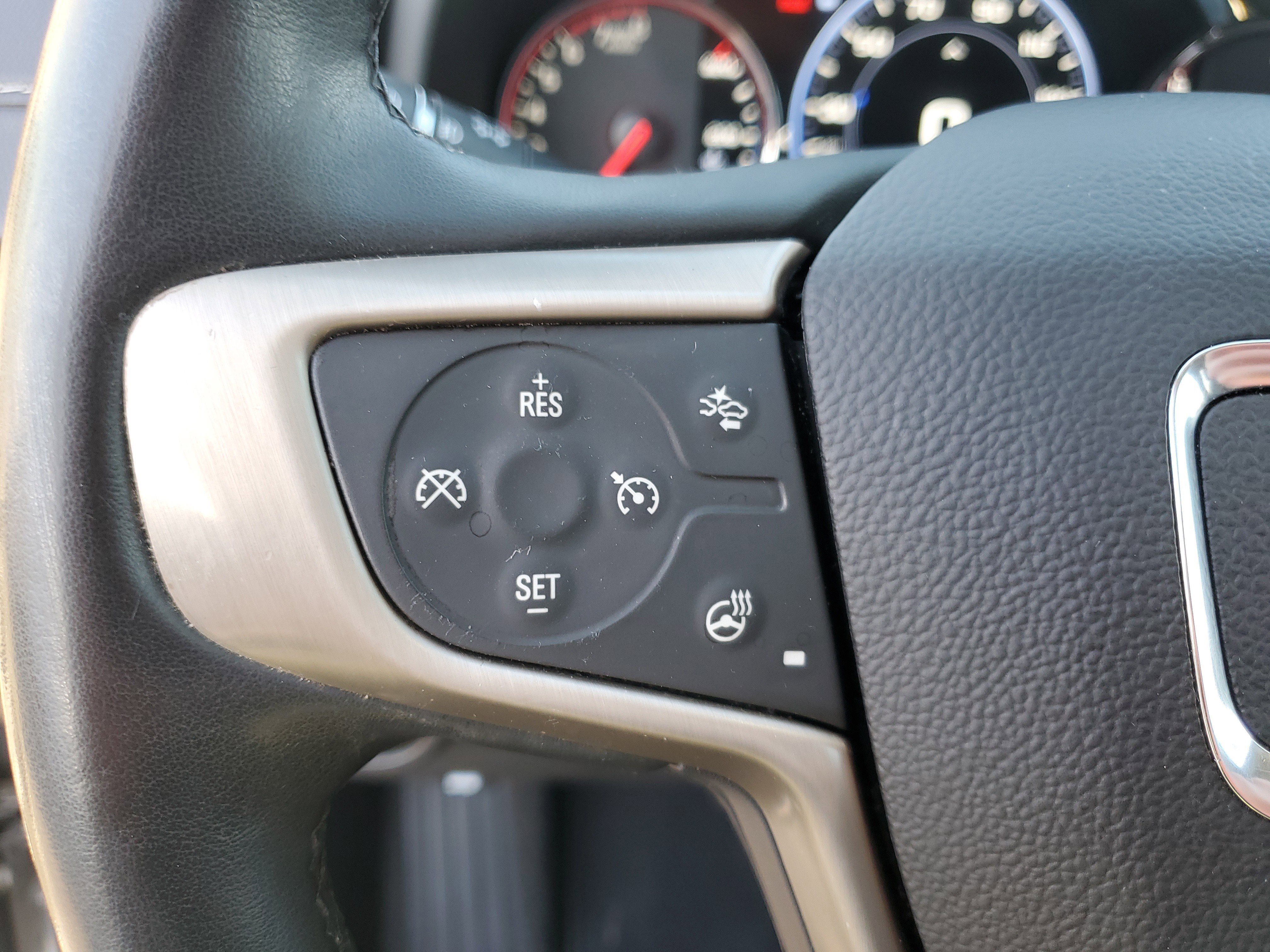 Used 2023 GMC Terrain Denali image 25