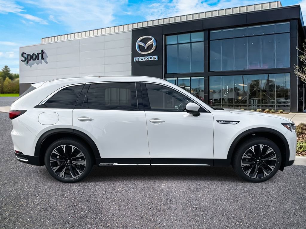 New 2026 MAZDA CX-90 Plug-In Hybrid w/ Premium Plus image 2
