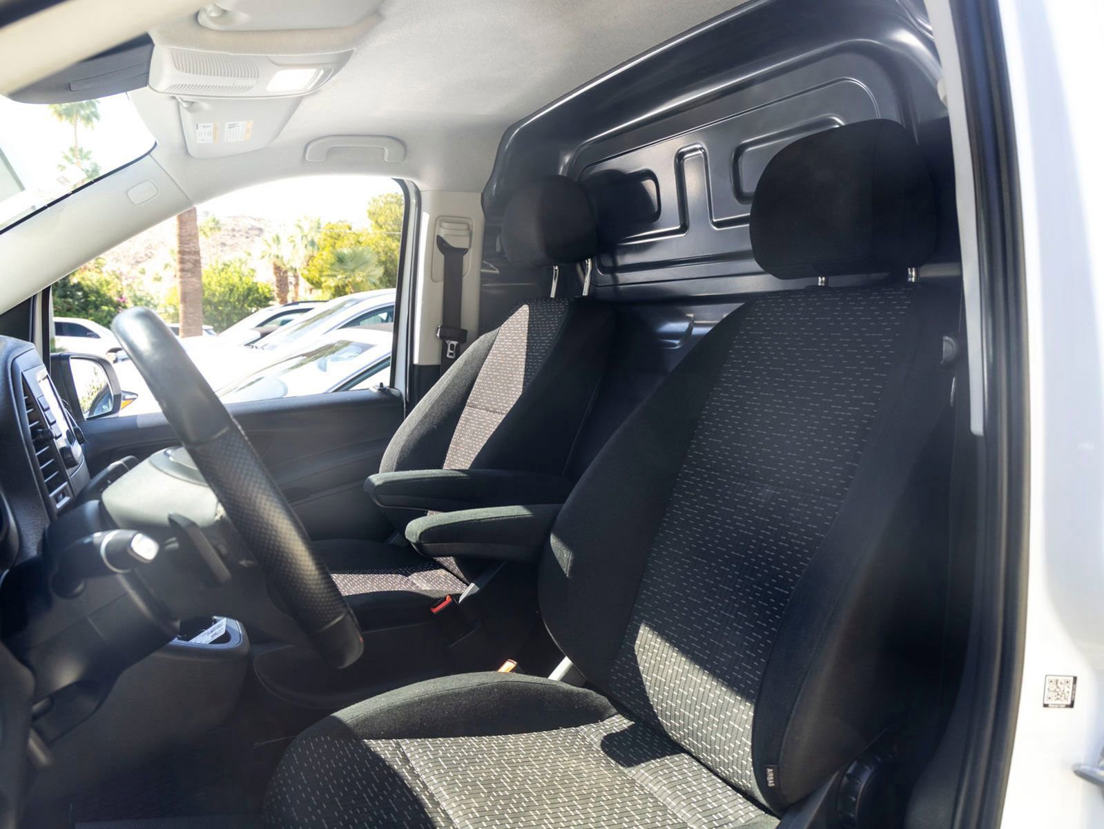 Used 2022 Mercedes-Benz Metris image 13