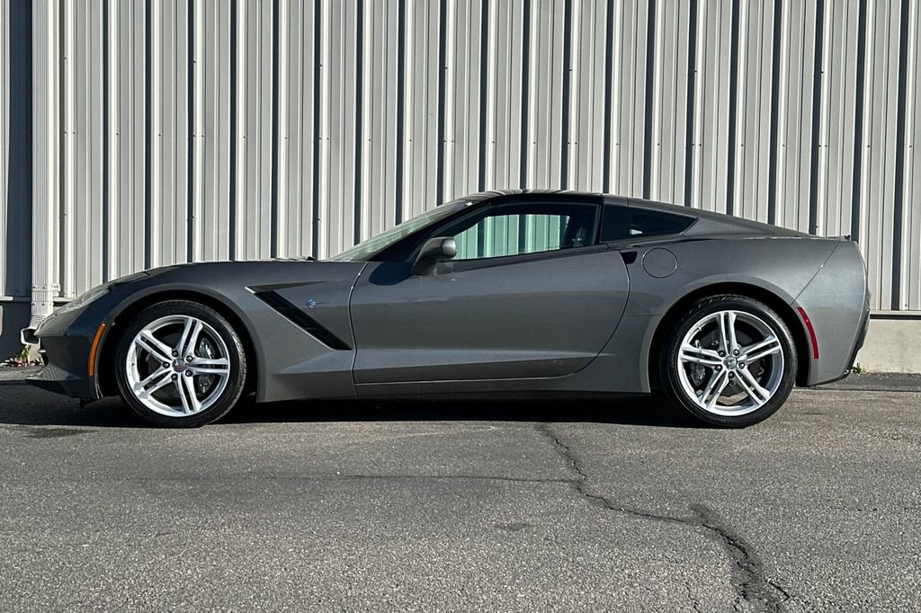 Used 2016 Chevrolet Corvette Stingray Coupe w/ Battery Protection Package image 7