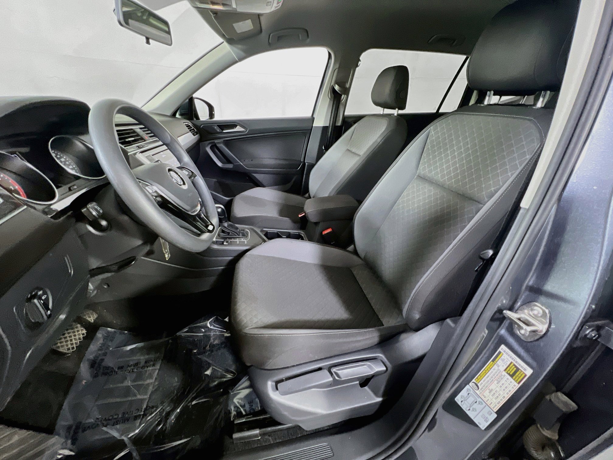 Used 2020 Volkswagen Tiguan S FWD image 19
