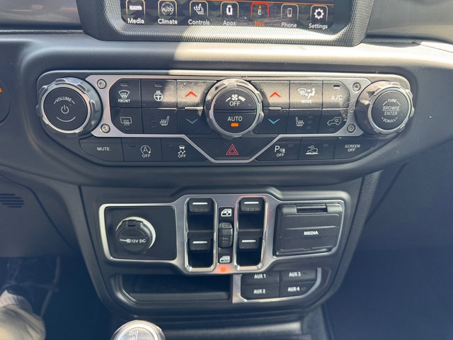 Used 2021 Jeep Wrangler Unlimited Sahara AWD/4WD image 25
