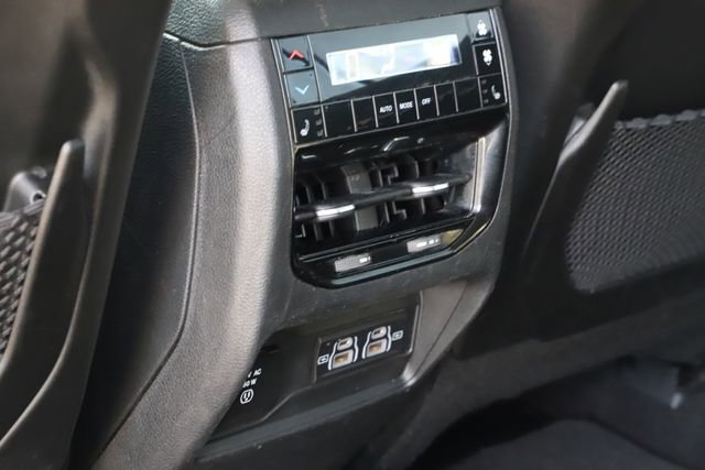 Used 2021 Jeep Grand Cherokee L Limited image 18