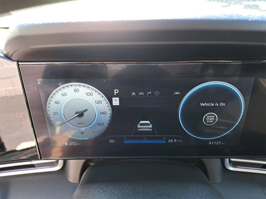 Used 2024 Hyundai Elantra SEL image 8