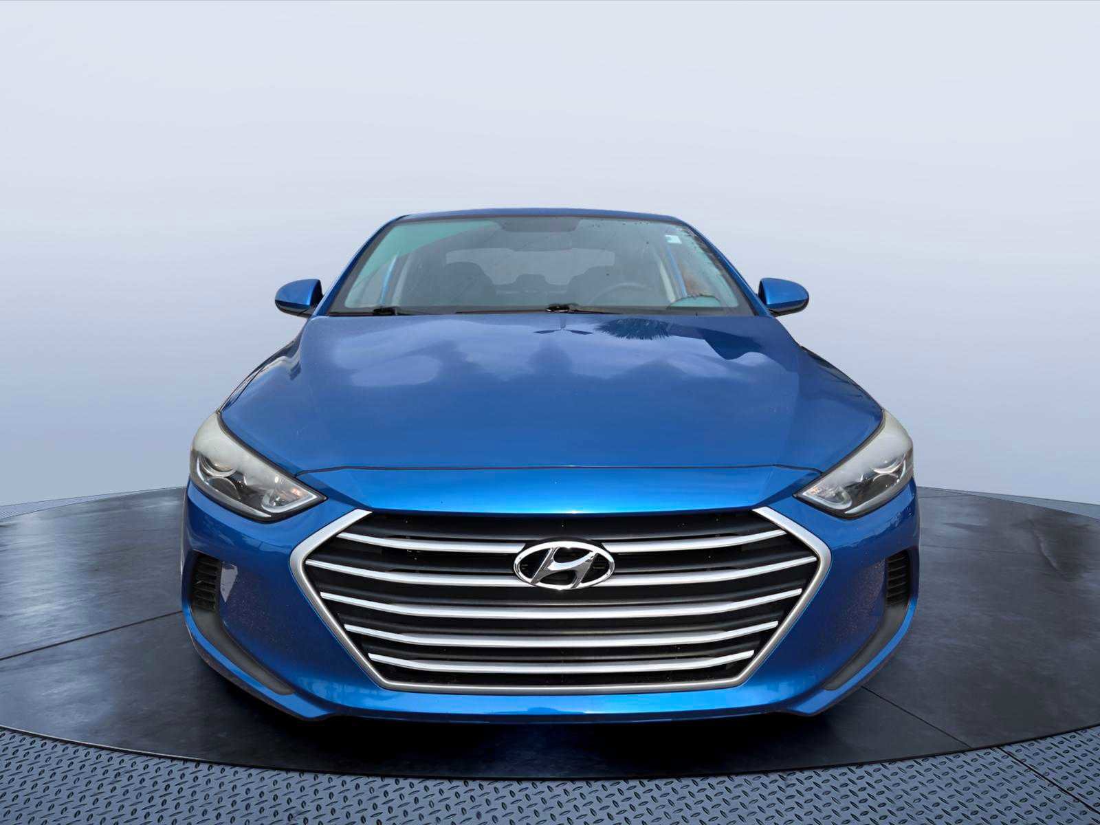 Used 2018 Hyundai Elantra SE FWD image 8