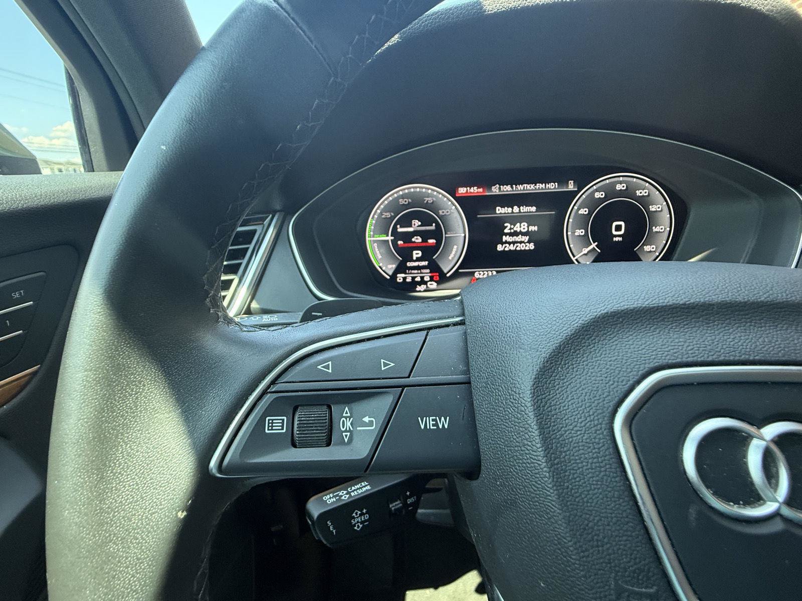 Used 2022 Audi Q5 e Premium Plus AWD/4WD image 11