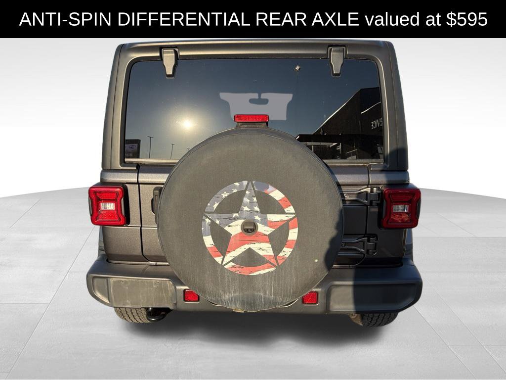 Used 2018 Jeep Wrangler Unlimited Sahara AWD/4WD image 7