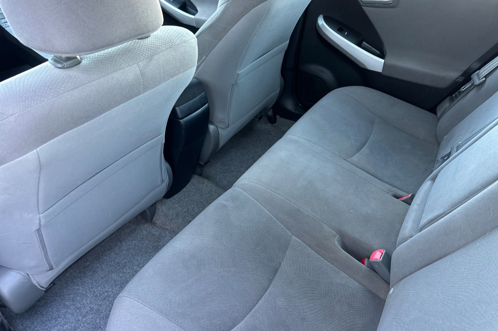 Used 2013 Toyota Prius Plug-In Hybrid image 12