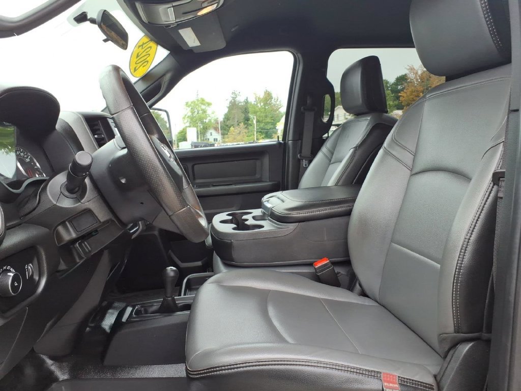 Used 2024 RAM 3500 Tradesman w/ Snow Chief Group AWD/4WD image 13