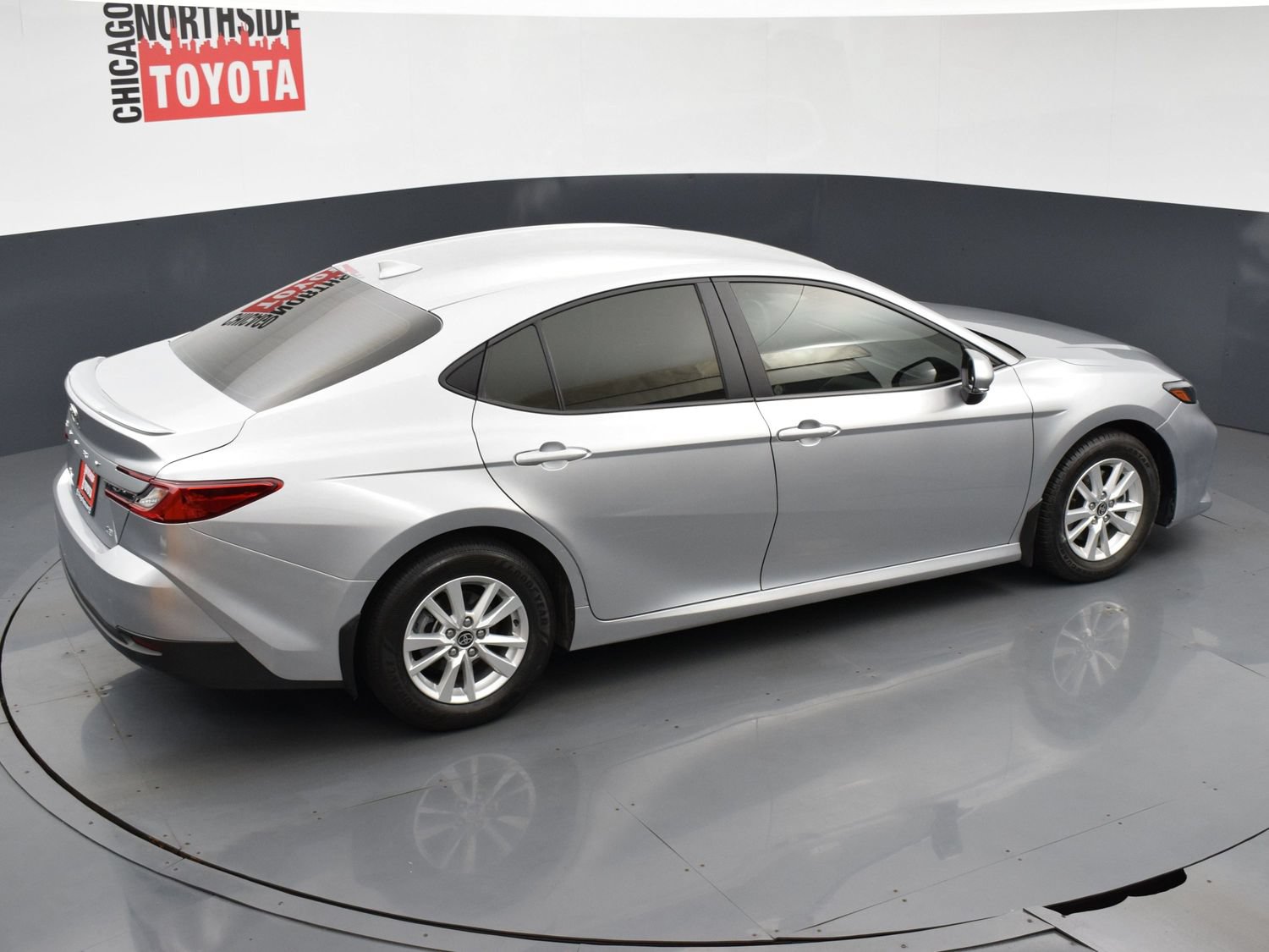 Used 2025 Toyota Camry LE w/ Convenience Package FWD image 21