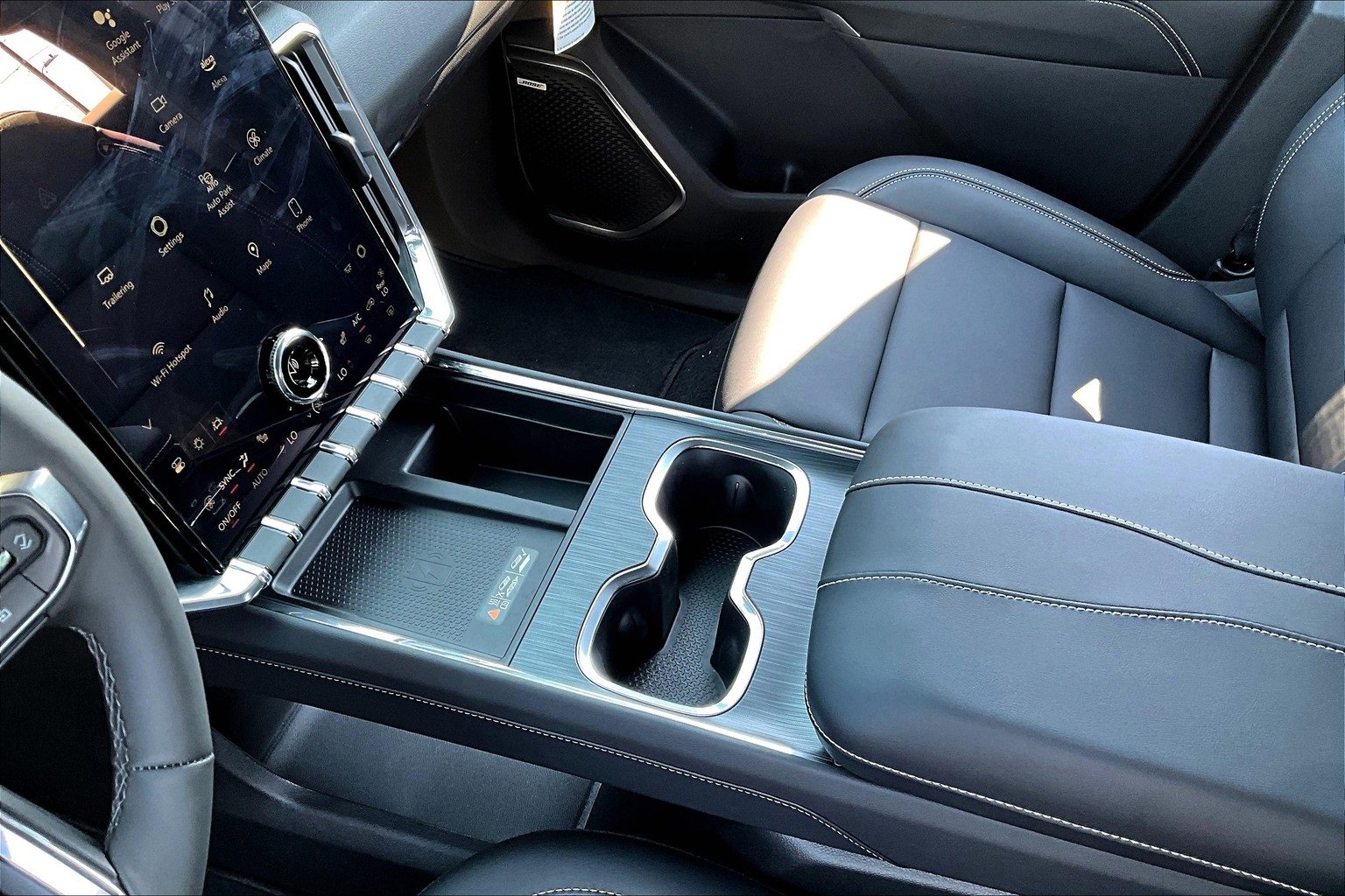 New 2025 GMC Acadia Elevation w/ Super Cruise Package image 8