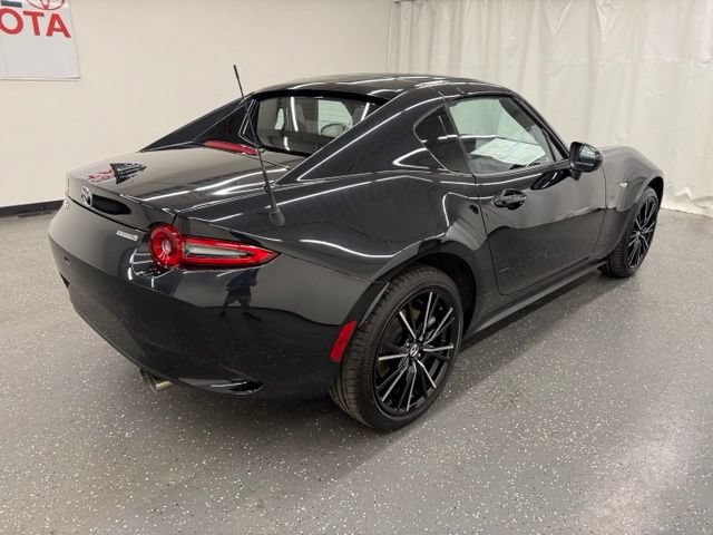Used 2026 MAZDA MX-5 Miata RF Grand Touring RWD image 2