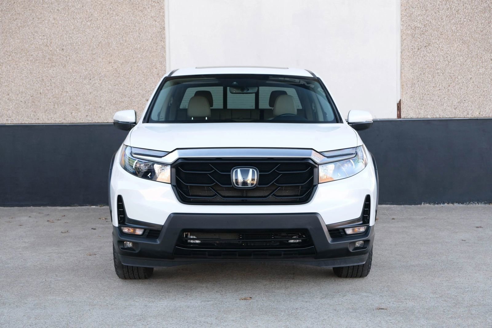Used 2023 Honda Ridgeline RTL-E image 2