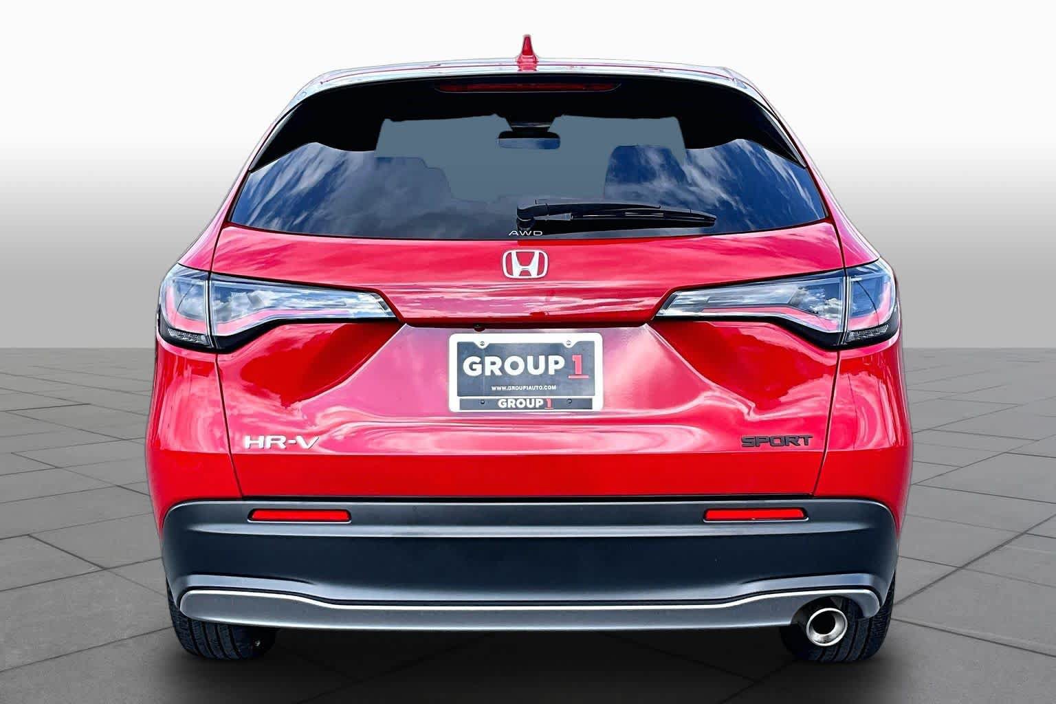 Used 2025 Honda HR-V Sport image 5