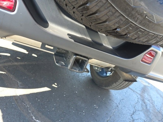 Used 2023 Jeep Wrangler Unlimited Sahara w/ Cold Weather Group image 6