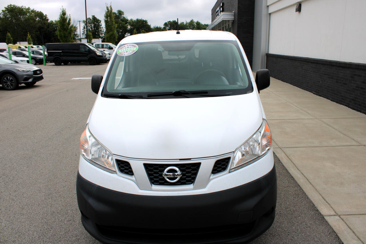 Used 2016 Nissan NV200 S w/ Cruise Control Package image 2