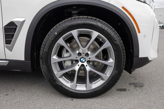New 2026 BMW X5 xDrive40i image 11