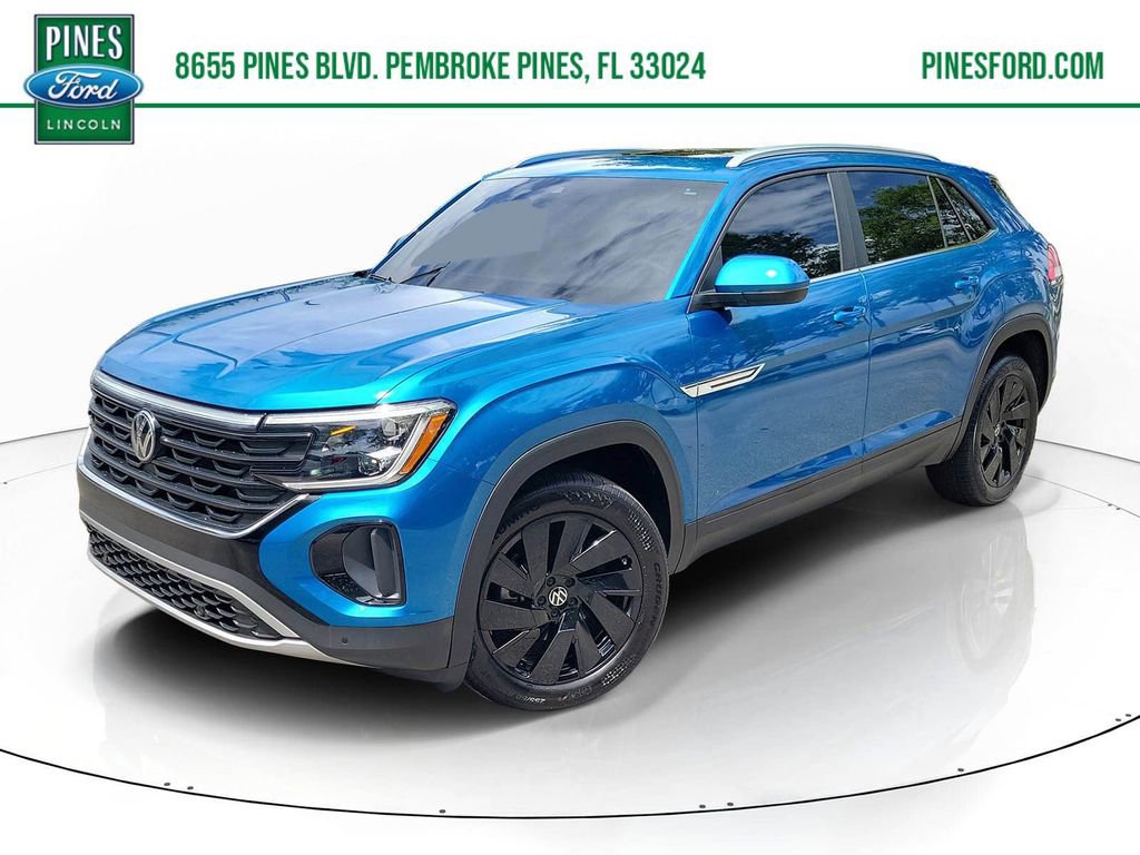 Used 2024 Volkswagen Atlas Cross Sport SE w/ Panoramic Sunroof Package FWD image 1