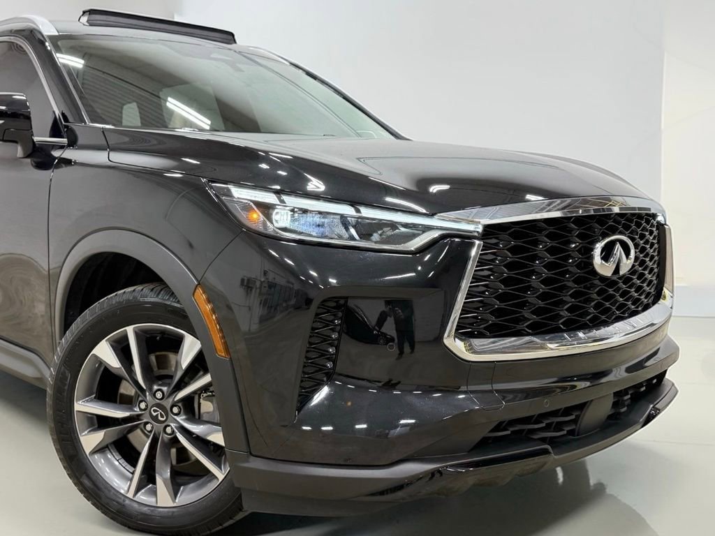 Used 2023 INFINITI QX60 Luxe w/ Performance Audio Package image 5