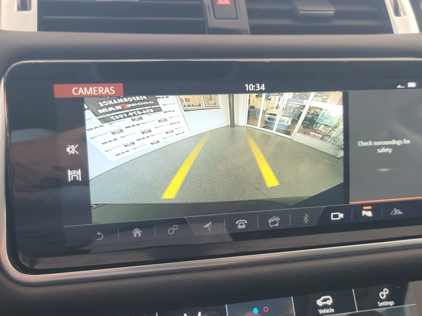 Used 2020 Land Rover Range Rover Sport HSE AWD/4WD image 34