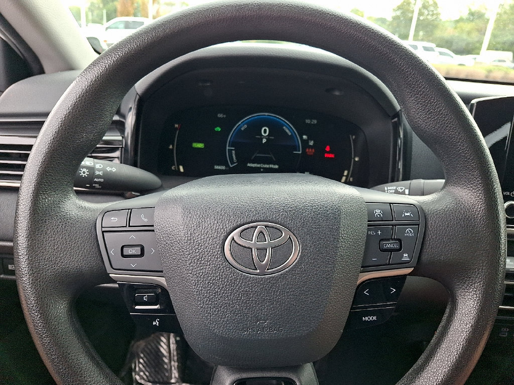 Used 2025 Toyota Camry LE FWD image 20