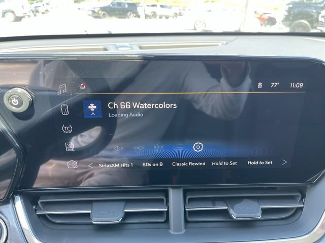 New 2026 Chevrolet Trax ACTIV w/ Sunroof Package FWD image 16