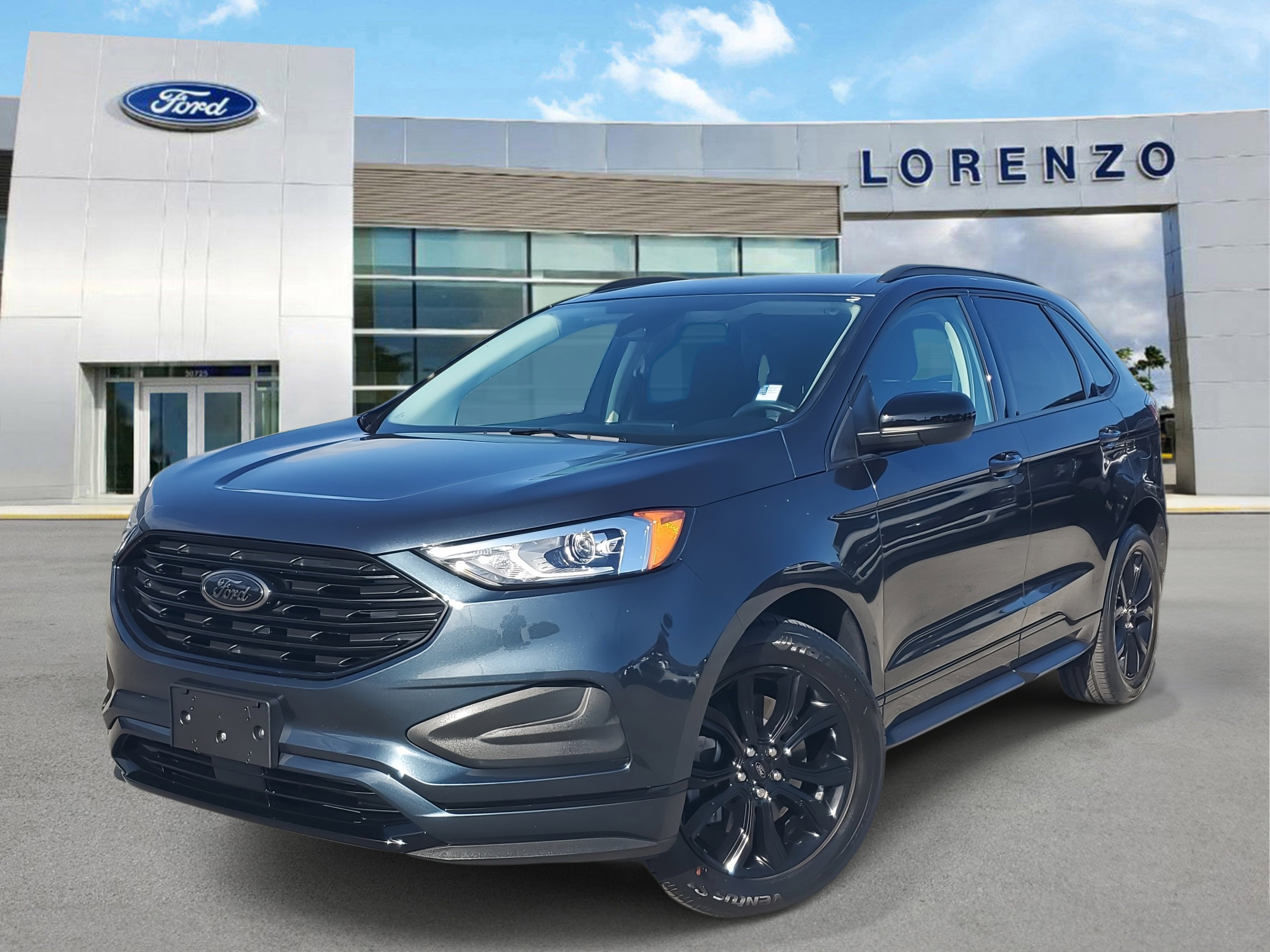 Used 2024 Ford Edge SE w/ Black Appearance Package image 1