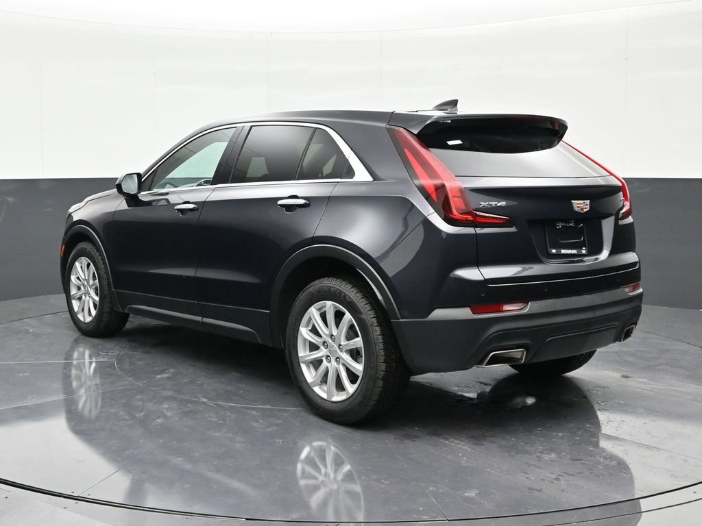 Used 2023 Cadillac XT4 Luxury image 3