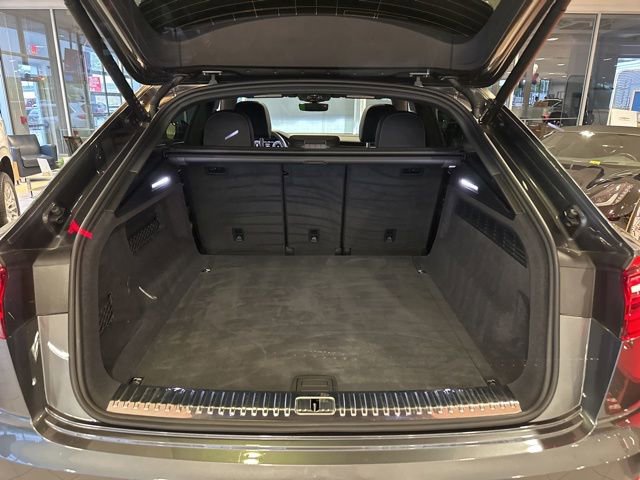 Used 2024 Audi Q8 Premium Plus AWD/4WD image 7