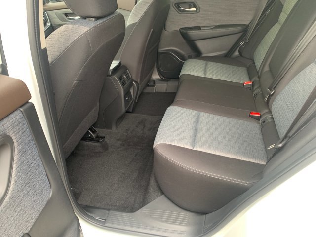 Certified 2023 Nissan Rogue SV AWD/4WD image 13