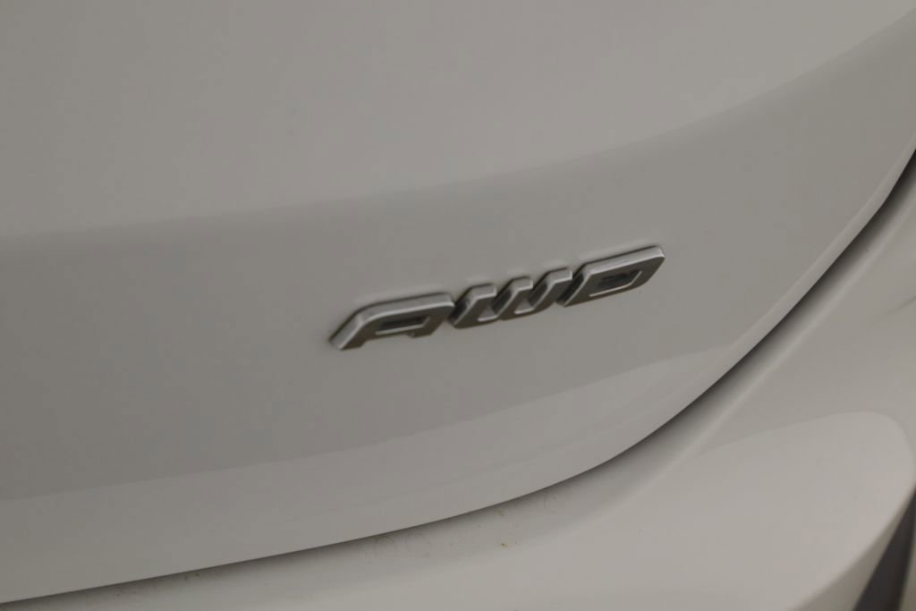 Used 2023 Ford Edge SEL image 42