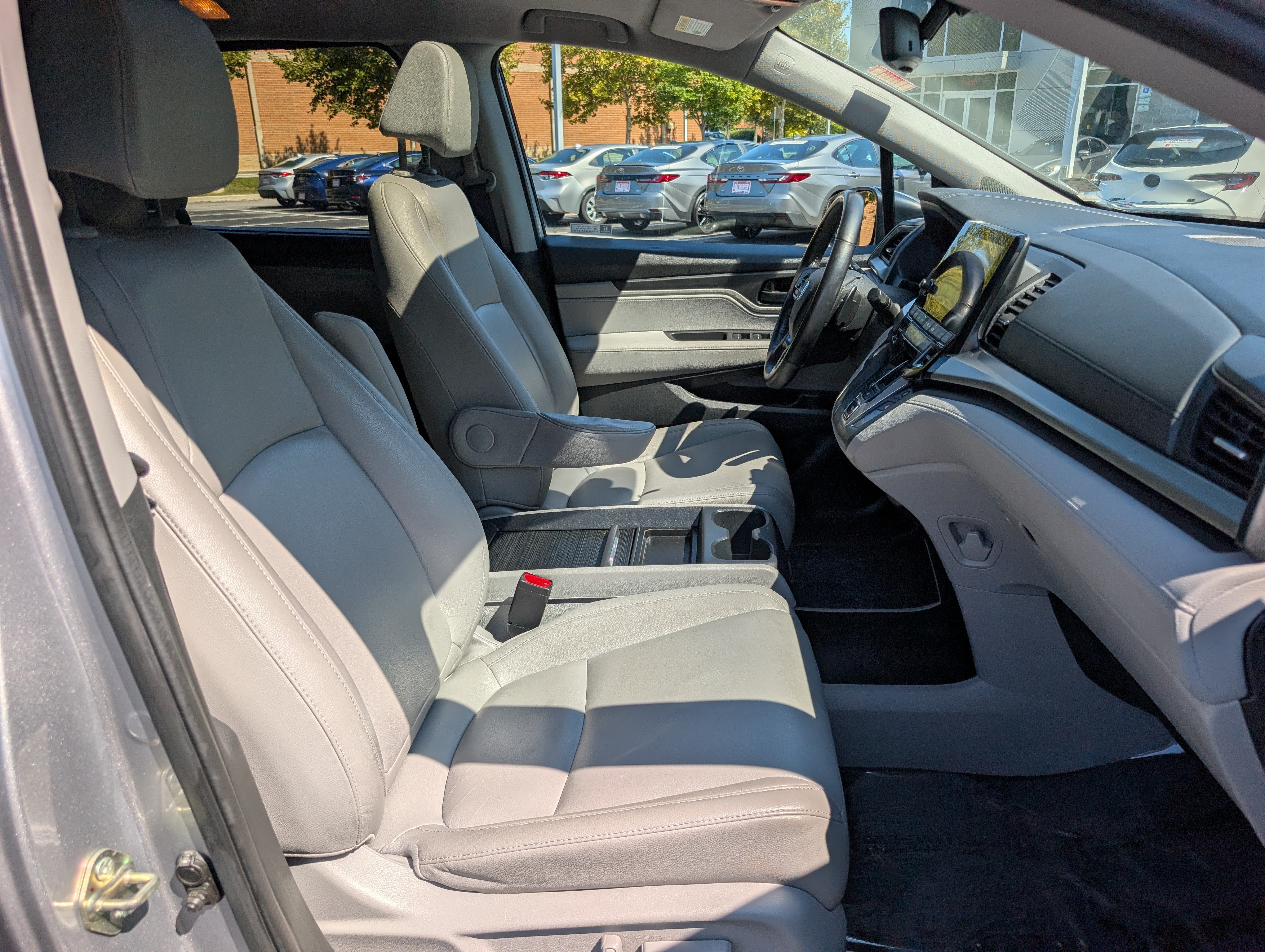 Used 2020 Honda Odyssey EX-L image 11