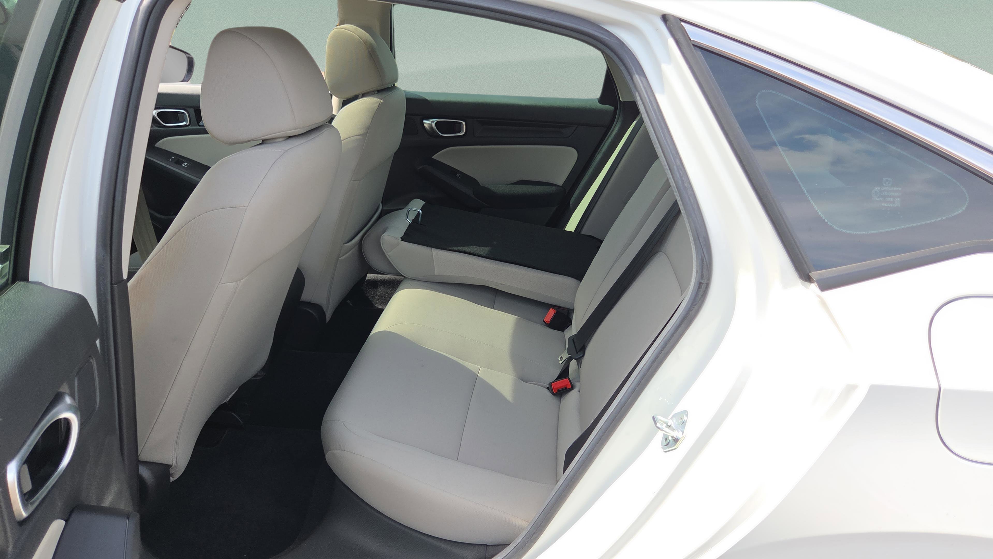 Certified 2024 Honda Civic EX image 12