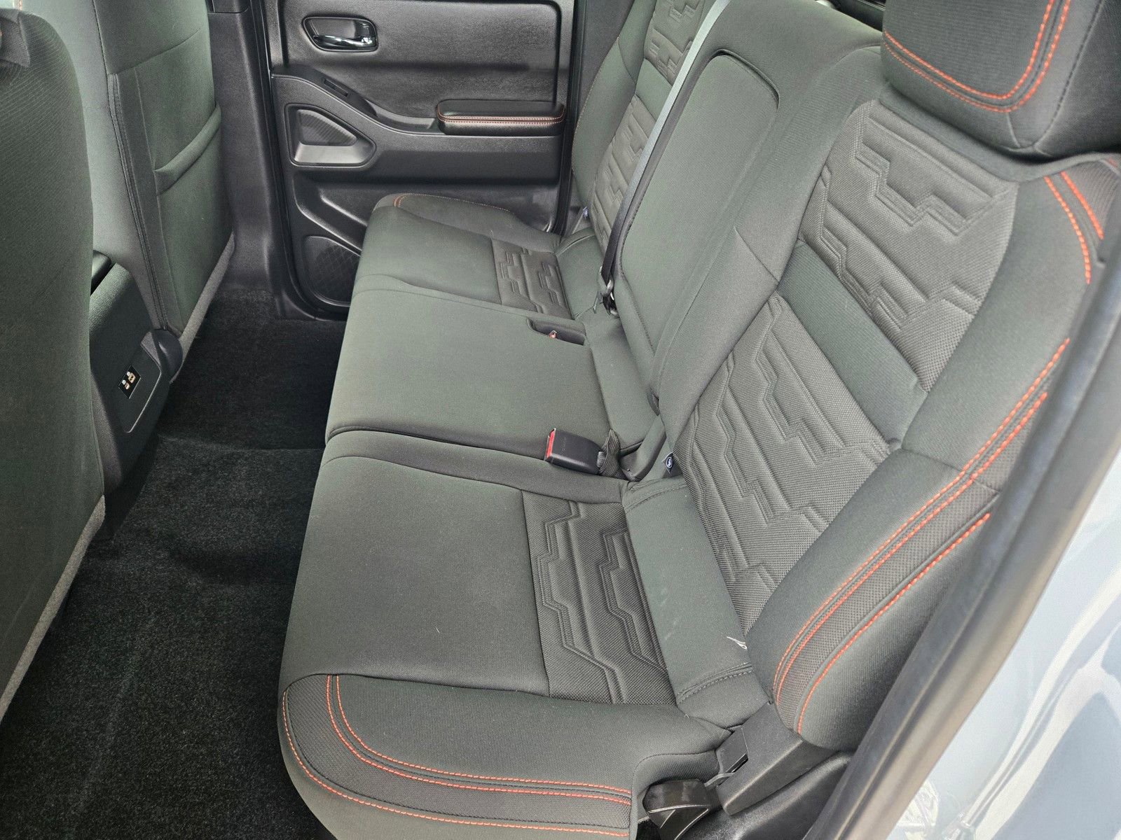 Used 2025 Nissan Frontier PRO-4X w/ Interior Protection Package AWD/4WD image 13