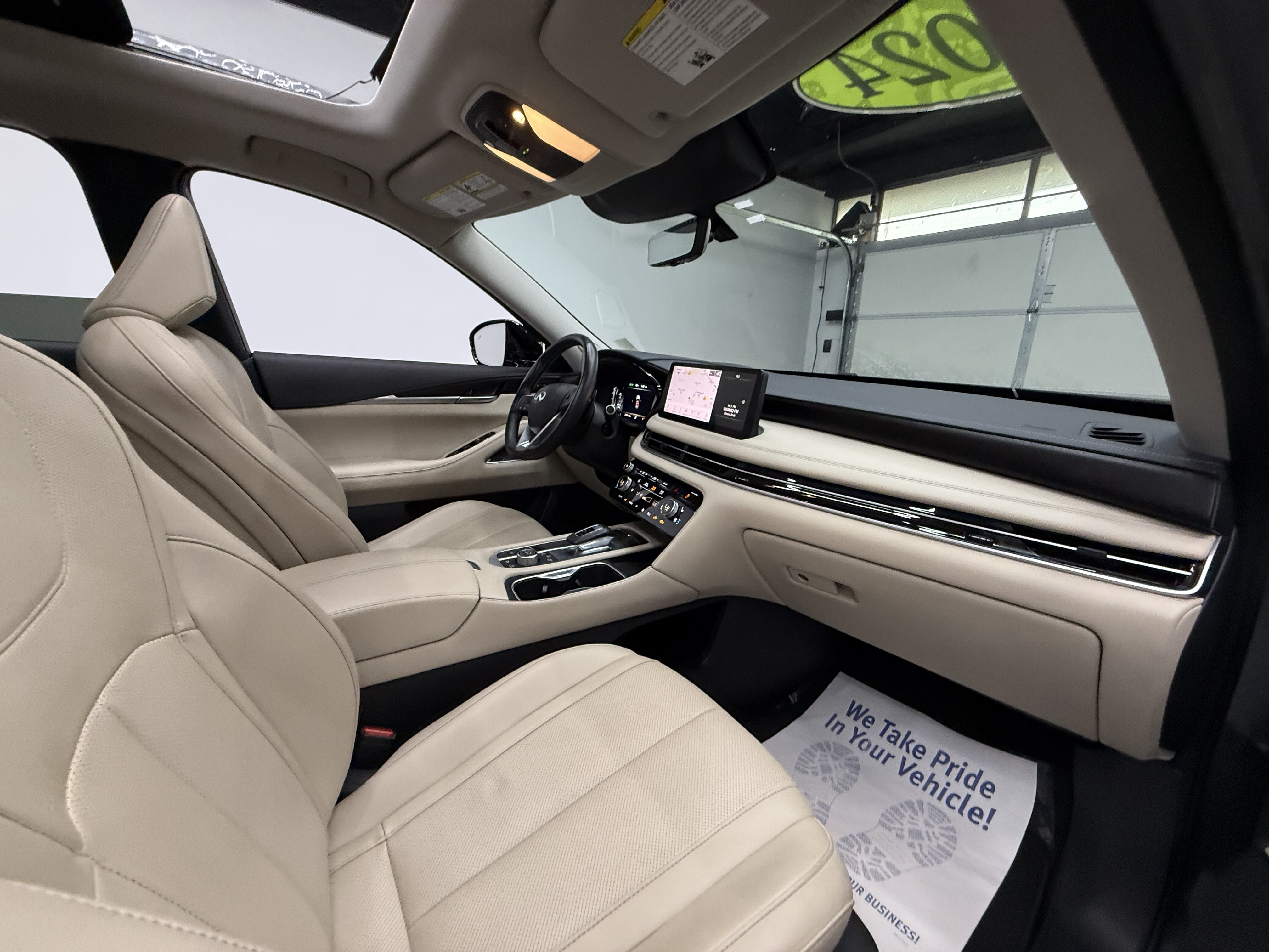 Used 2024 INFINITI QX60 Sensory AWD/4WD image 23