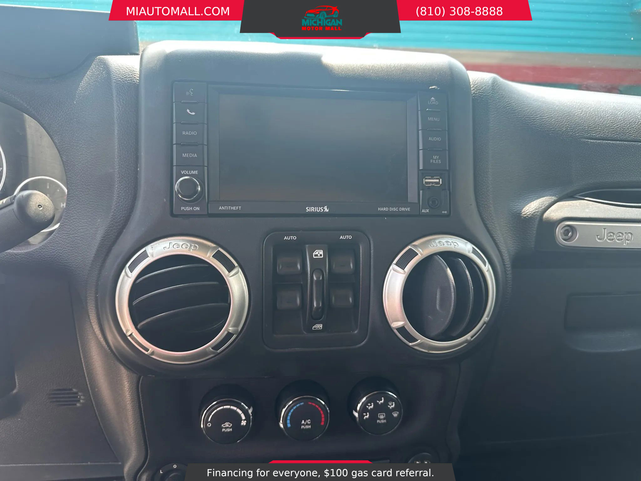 Used 2017 Jeep Wrangler Unlimited Sahara image 26