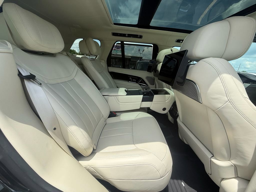Used 2024 Land Rover Range Rover Autobiography AWD/4WD image 22