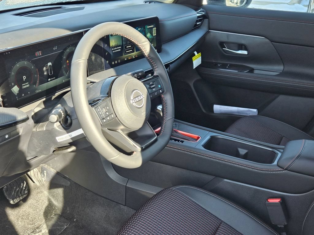 New 2026 Nissan Kicks SR w/ SR Premium Package AWD/4WD image 15
